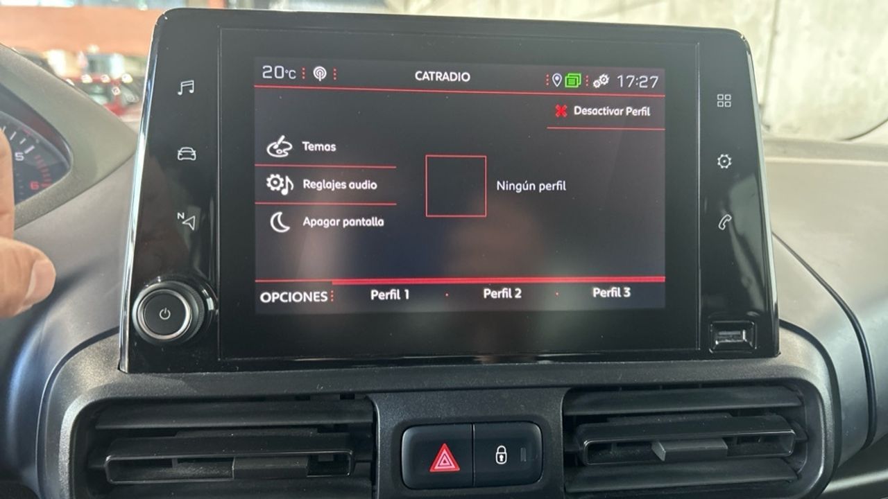 Foto Peugeot Rifter 38