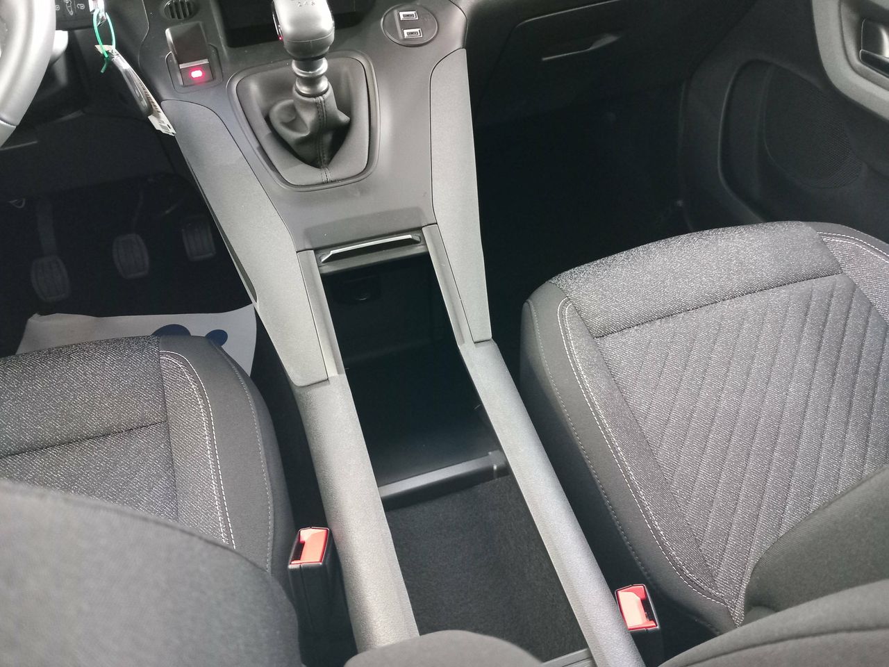 Foto Peugeot Rifter 21