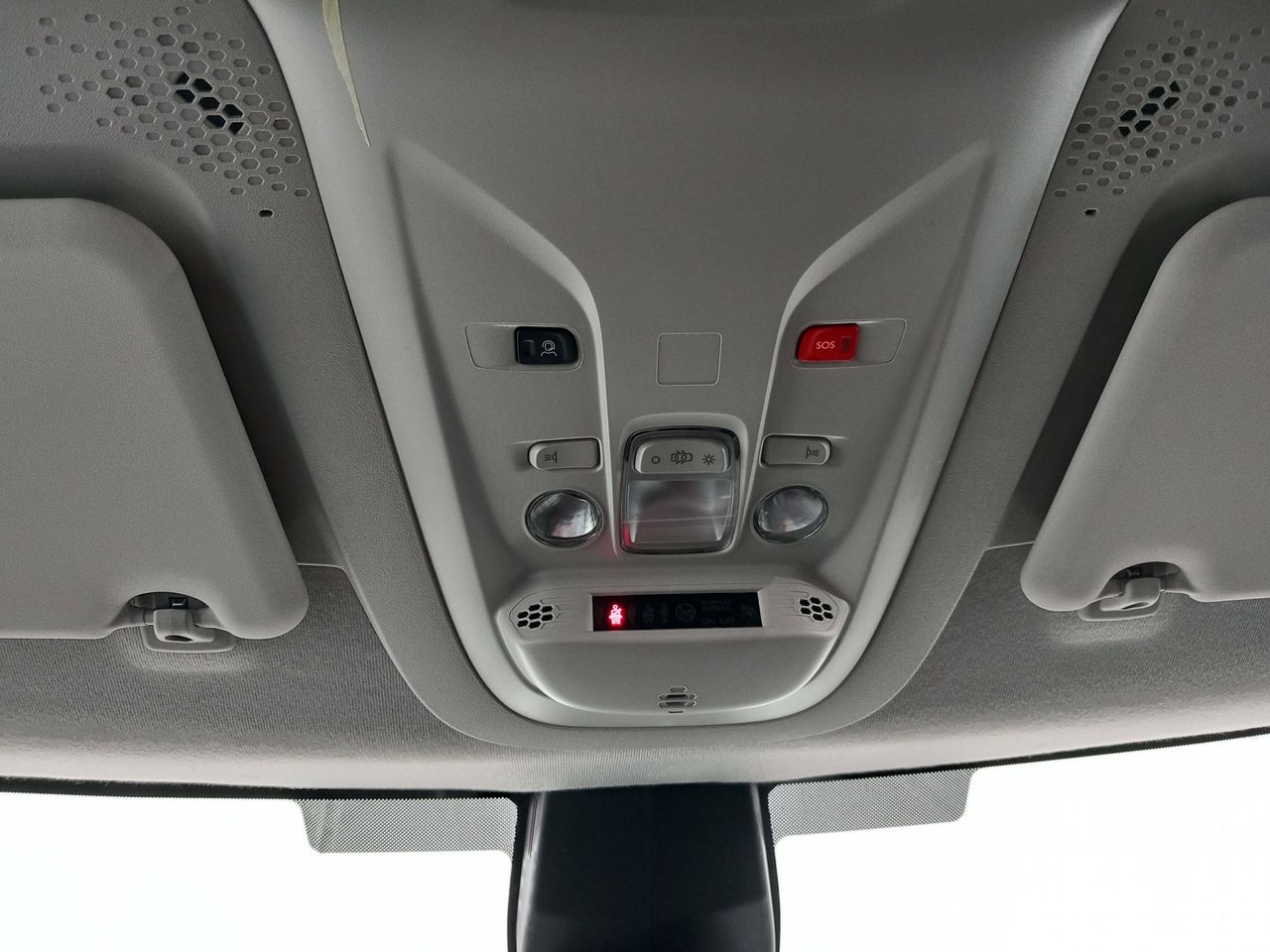Foto Peugeot Rifter 34