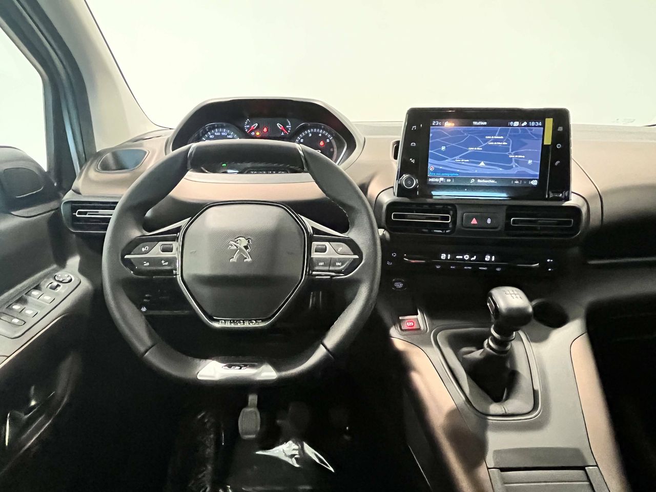 Foto Peugeot Rifter 8
