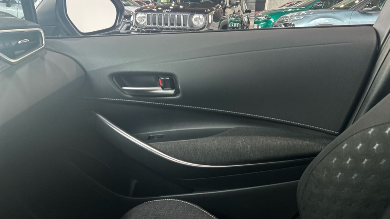 Foto Toyota Corolla 38