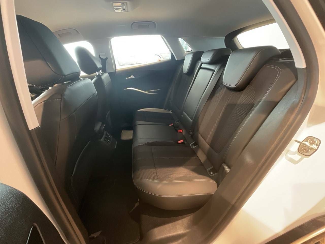 Foto Opel Grandland X 10