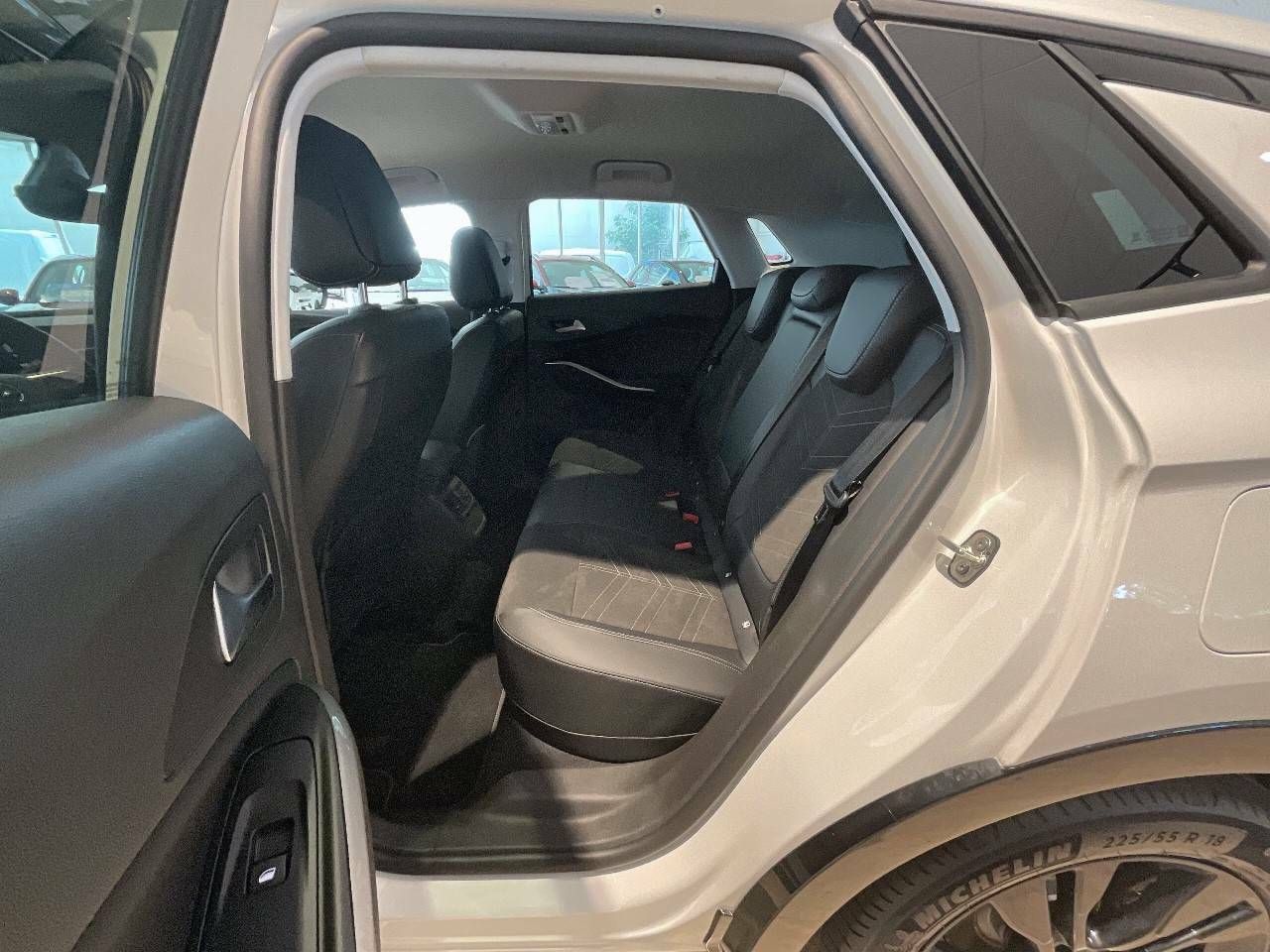 Foto Opel Grandland X 10