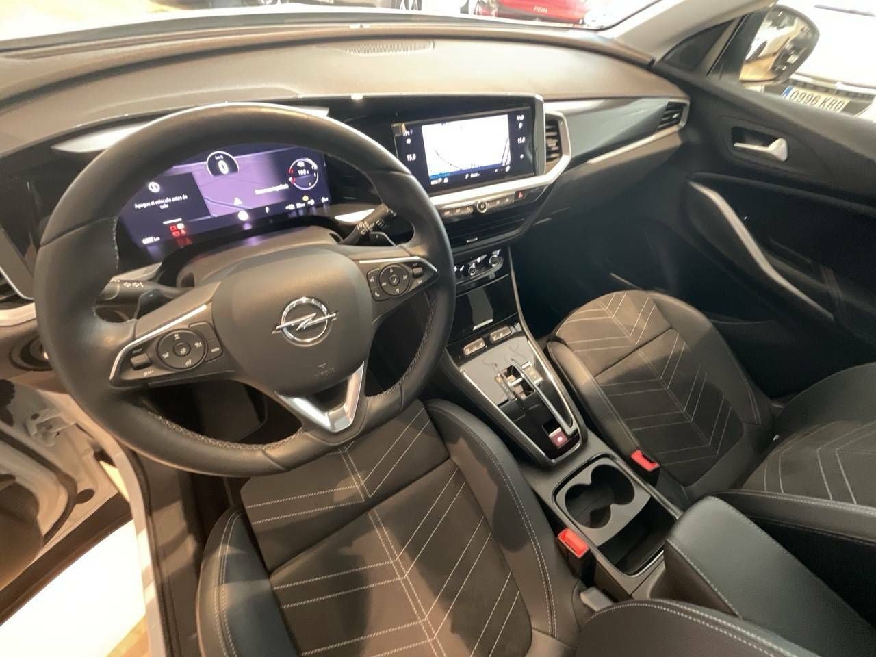 Foto Opel Grandland X 16