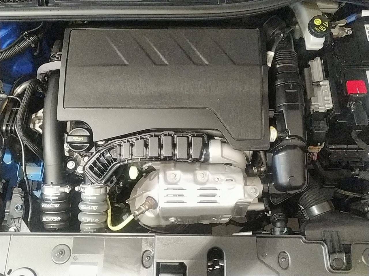 Foto Peugeot 208 12