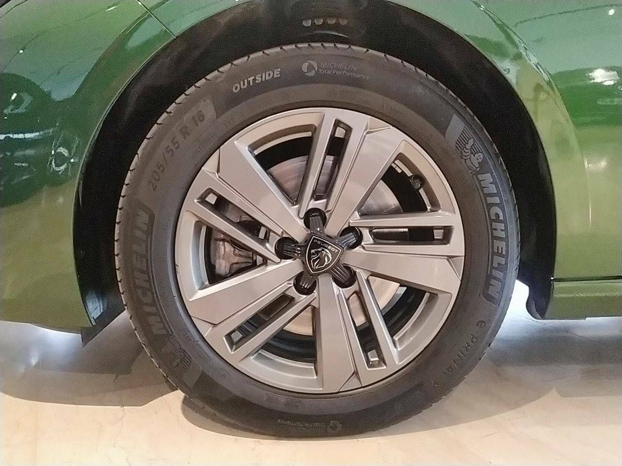 Foto Peugeot 308 11