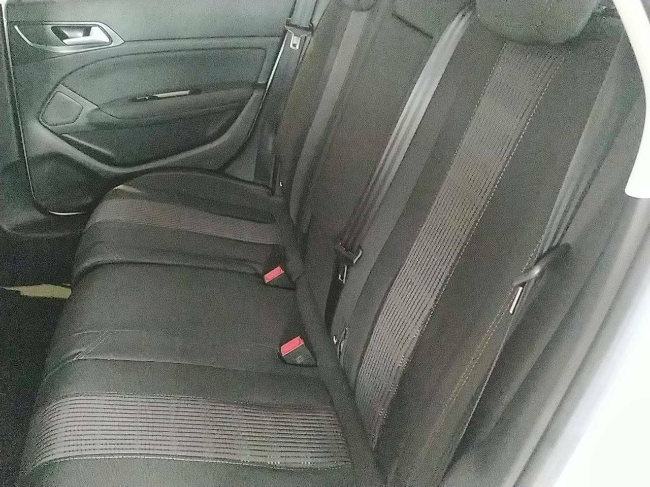 Foto Peugeot 308 10