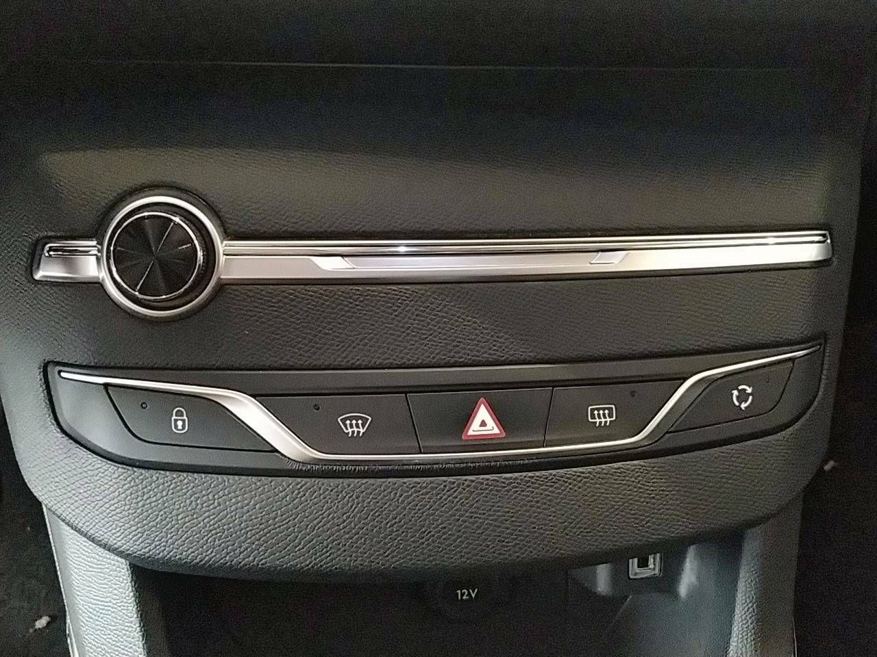 Foto Peugeot 308 30