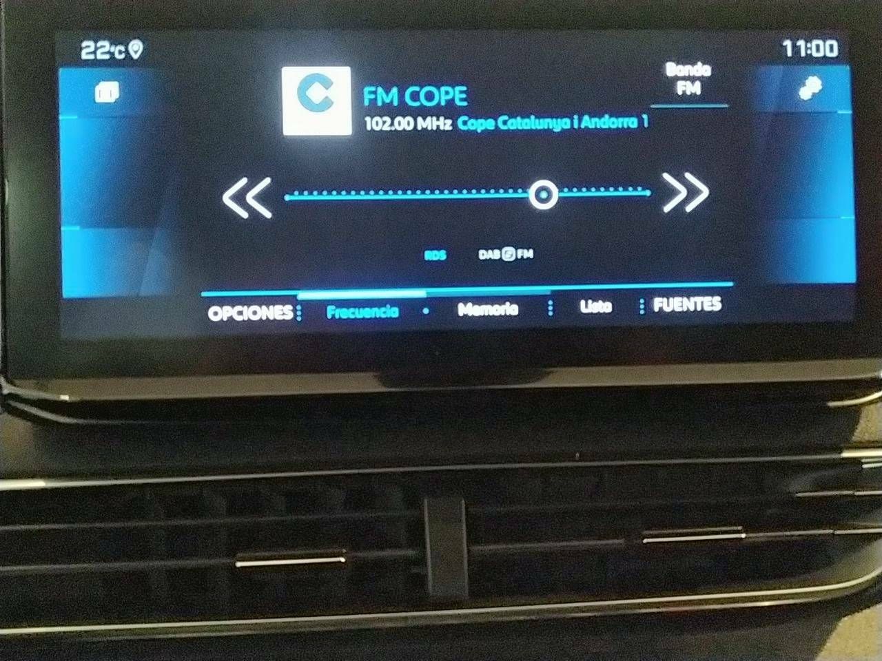 Foto Peugeot 5008 14