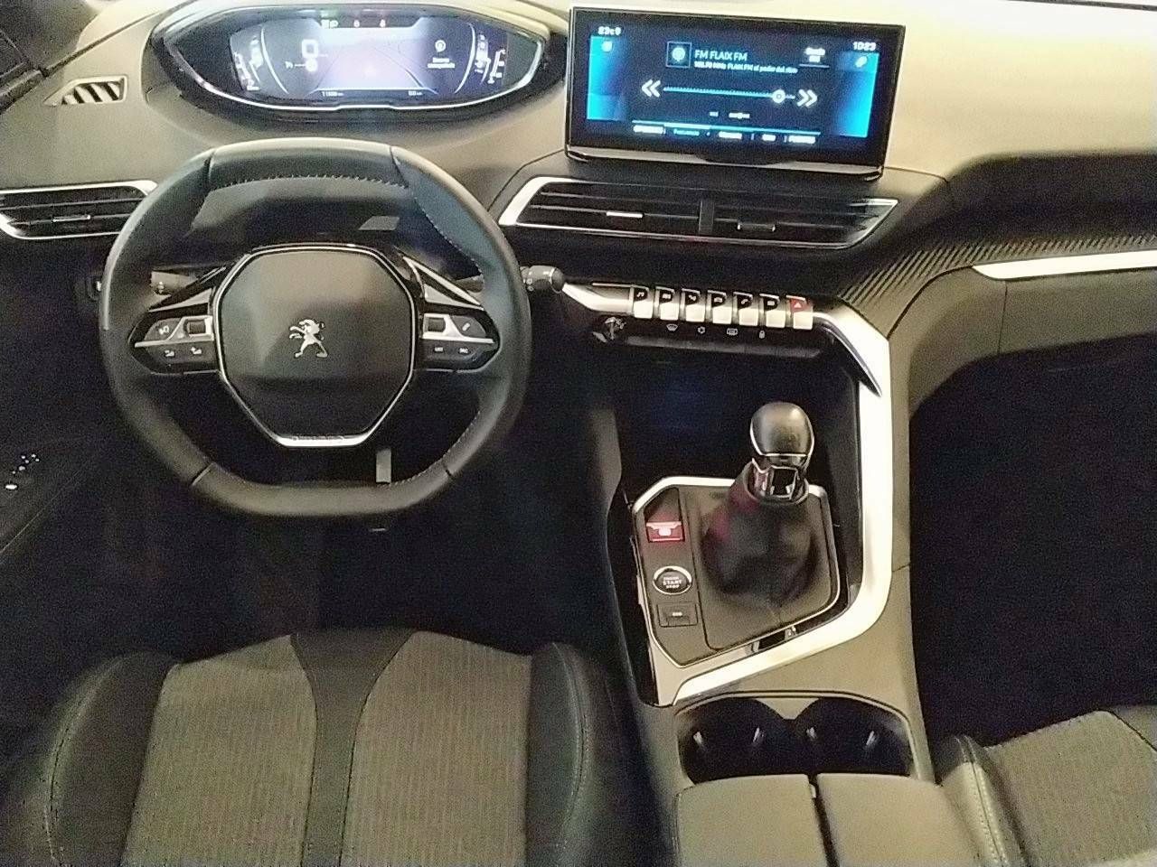 Foto Peugeot 5008 8