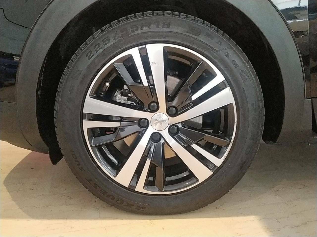 Foto Peugeot 5008 11