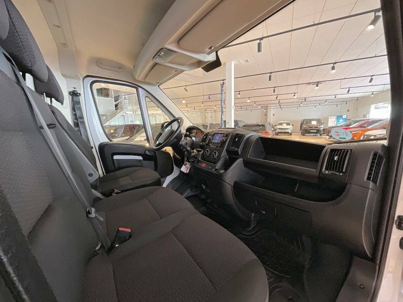 Foto Peugeot Boxer 18