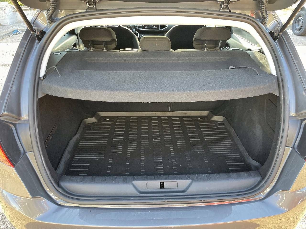 Foto Peugeot 308 6