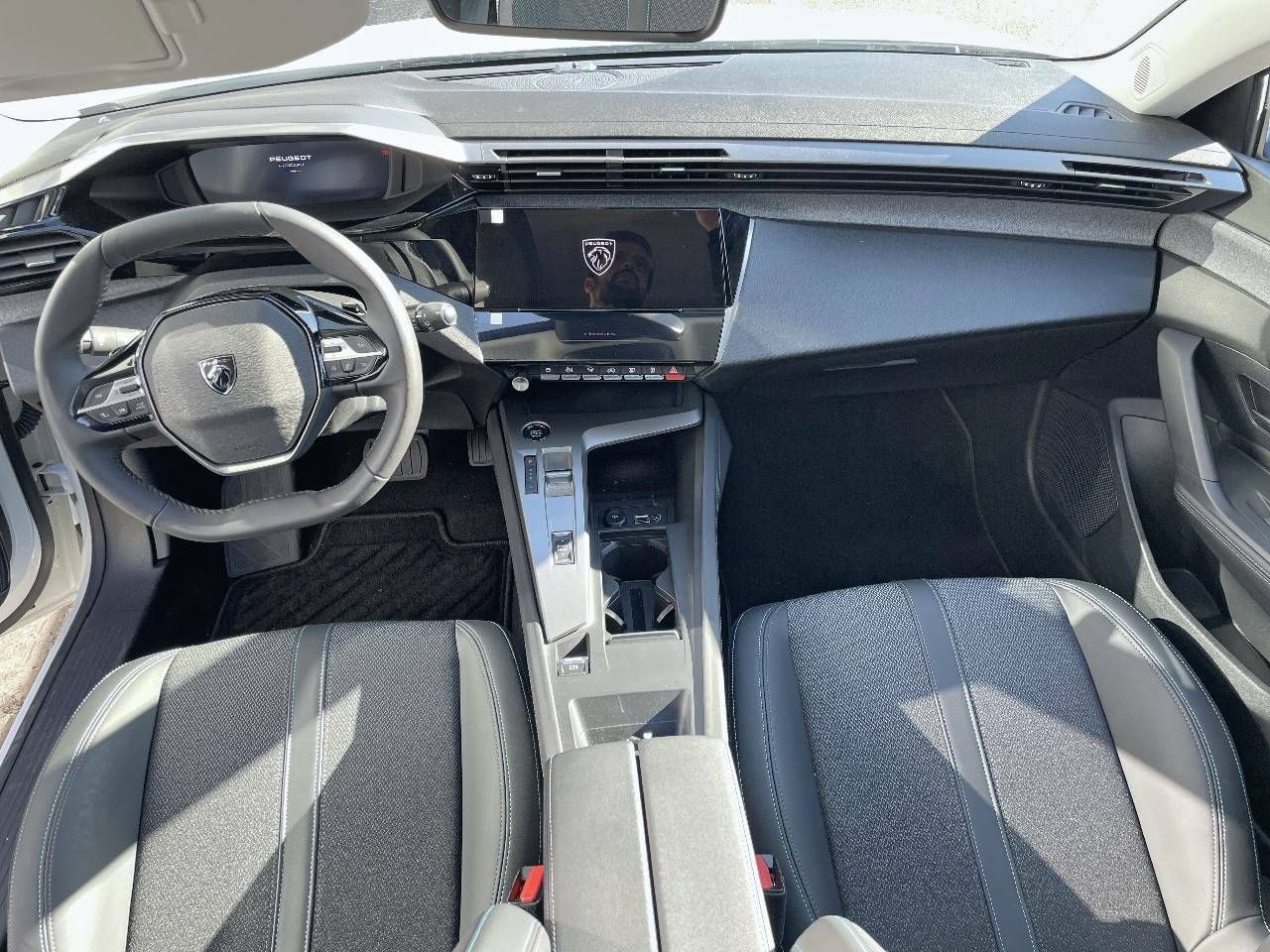 Foto Peugeot 308 8