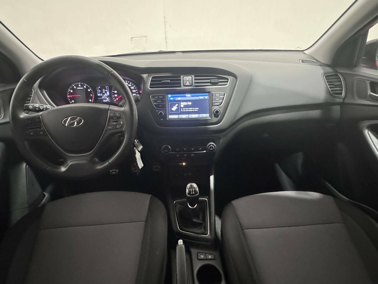 Foto Hyundai i20 8