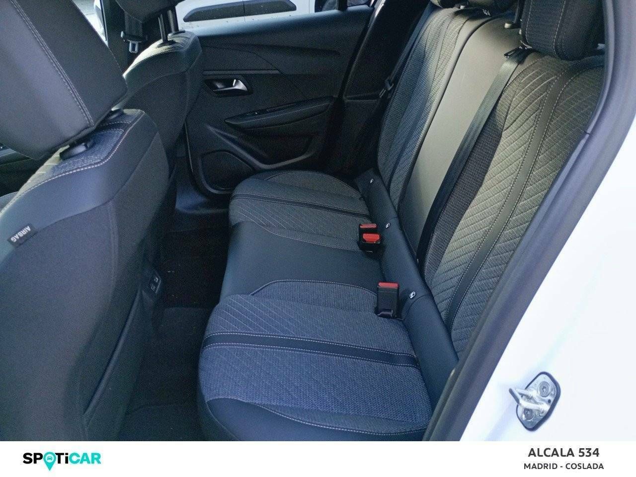Foto Peugeot 208 10