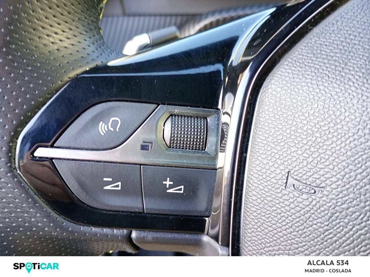 Foto Peugeot 208 13