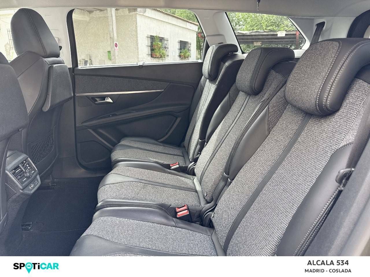 Foto Peugeot 5008 10
