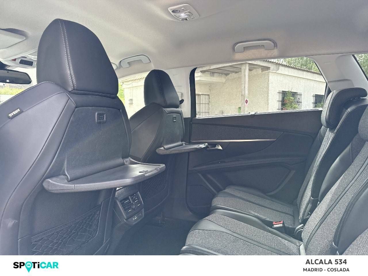 Foto Peugeot 5008 24