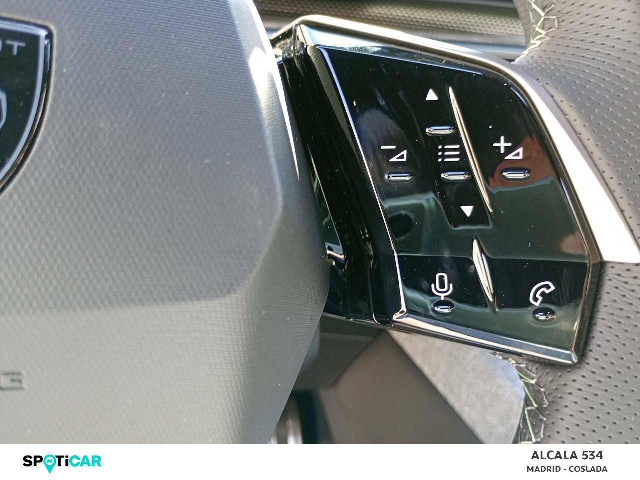 Foto Peugeot 5008 16