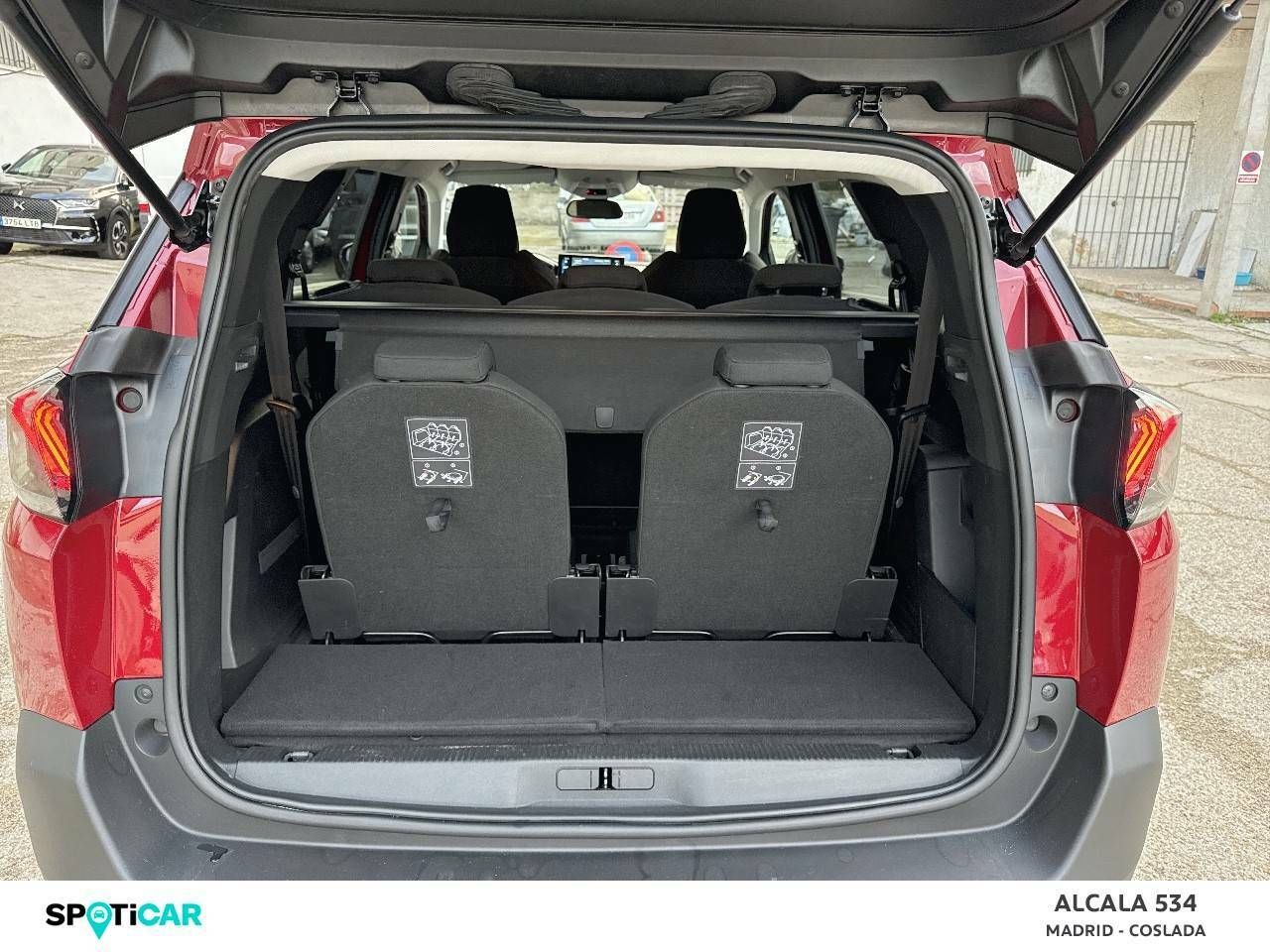Foto Peugeot 5008 12
