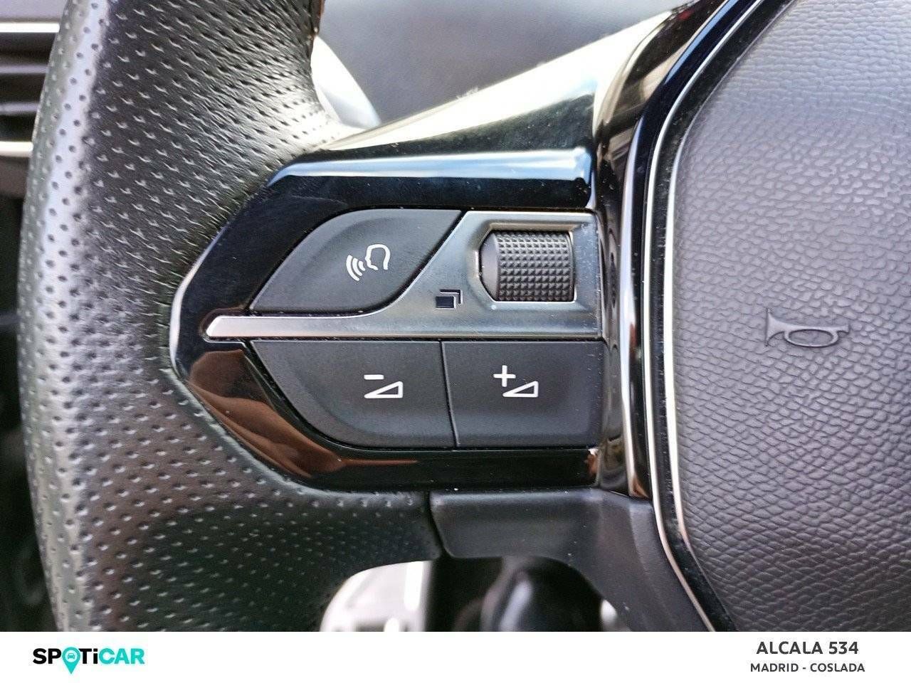 Foto Peugeot 5008 13