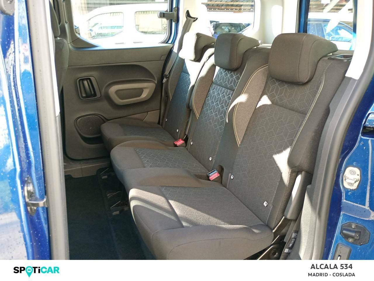 Foto Peugeot Rifter 10