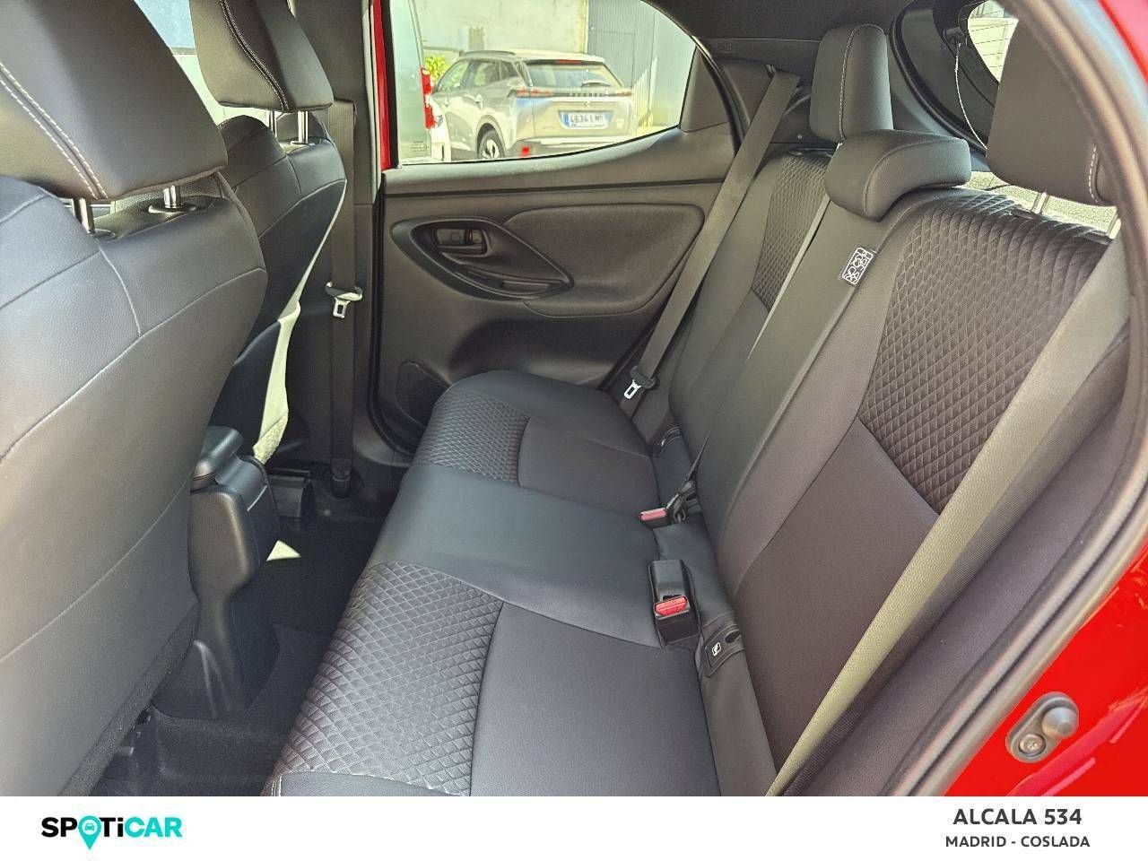 Foto Toyota Yaris 10