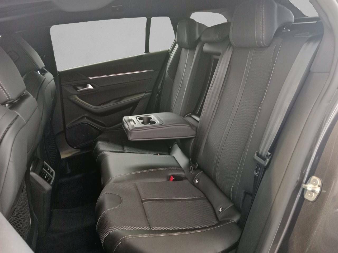 Foto Peugeot 508 10