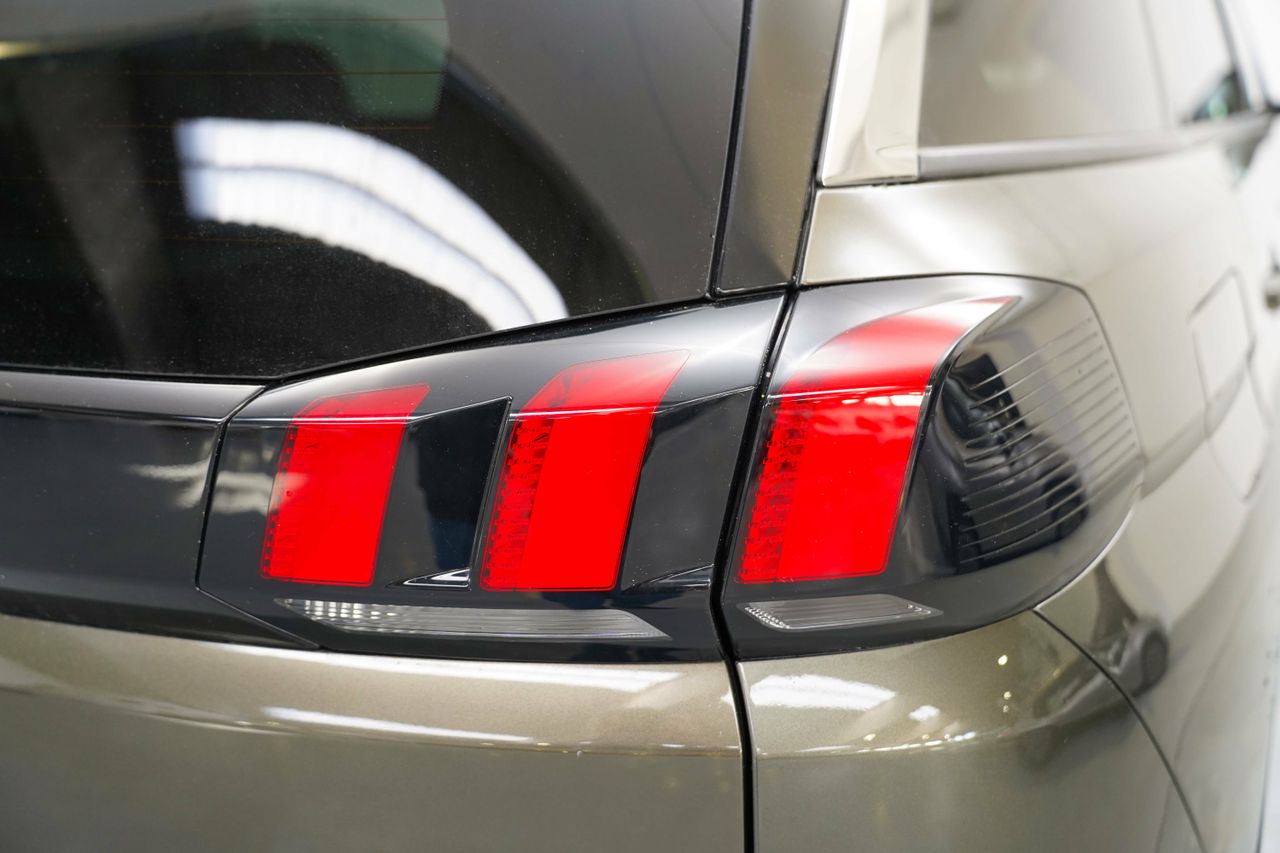 Foto Peugeot 5008 9