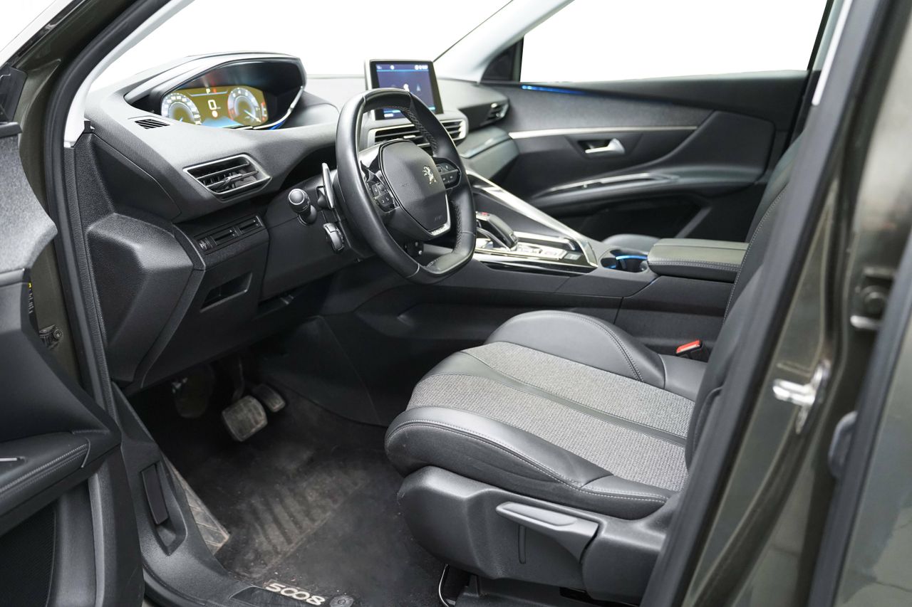 Foto Peugeot 5008 15
