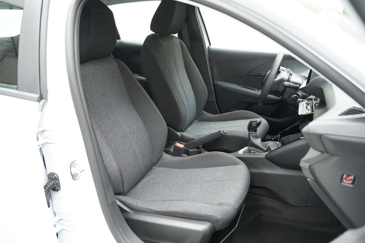 Foto Peugeot 208 16
