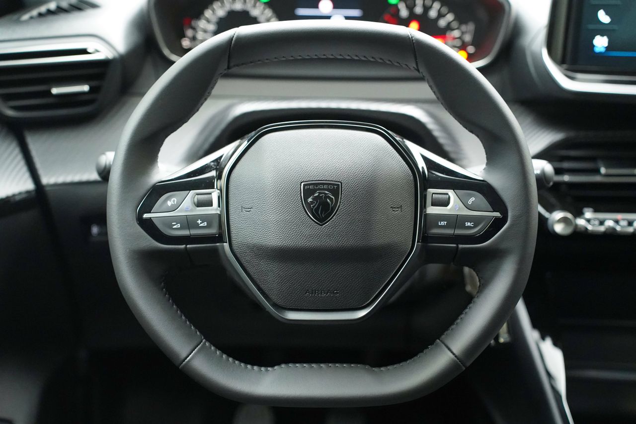 Foto Peugeot 208 26