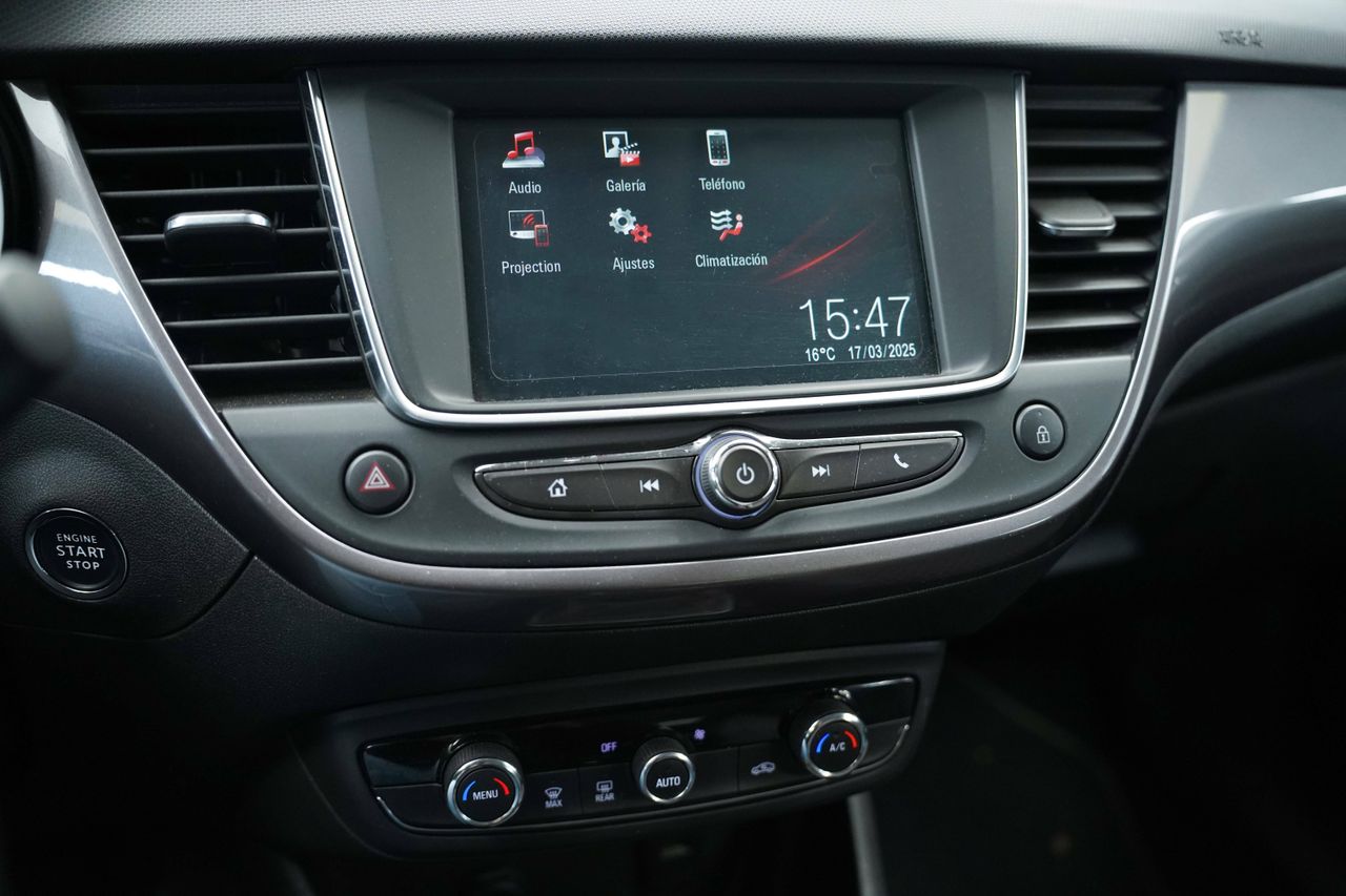 Foto Opel Crossland X 22