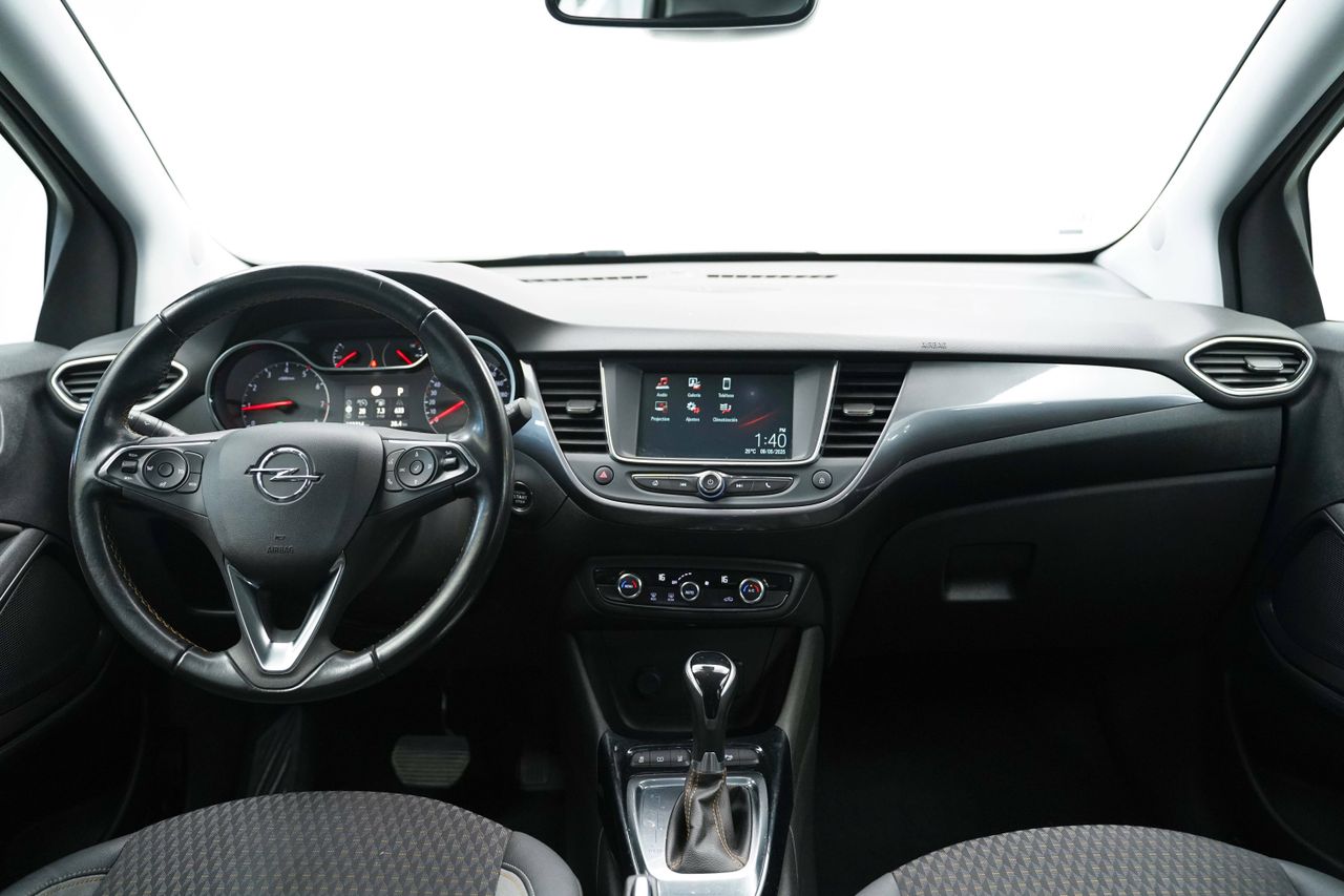 Foto Opel Crossland X 10