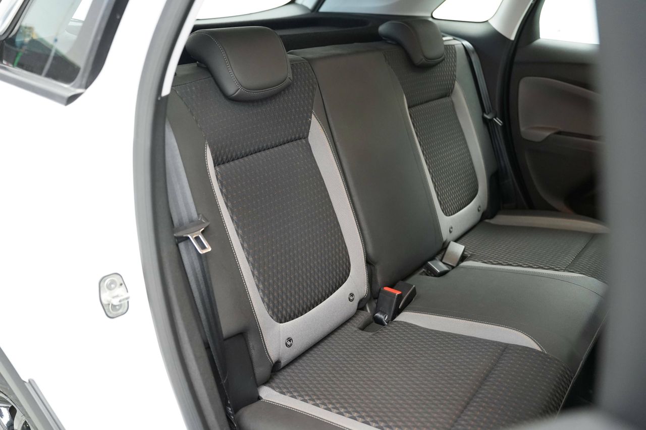 Foto Opel Crossland X 19