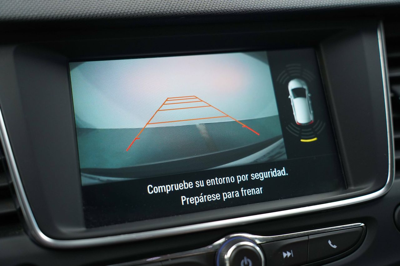 Foto Opel Crossland X 23