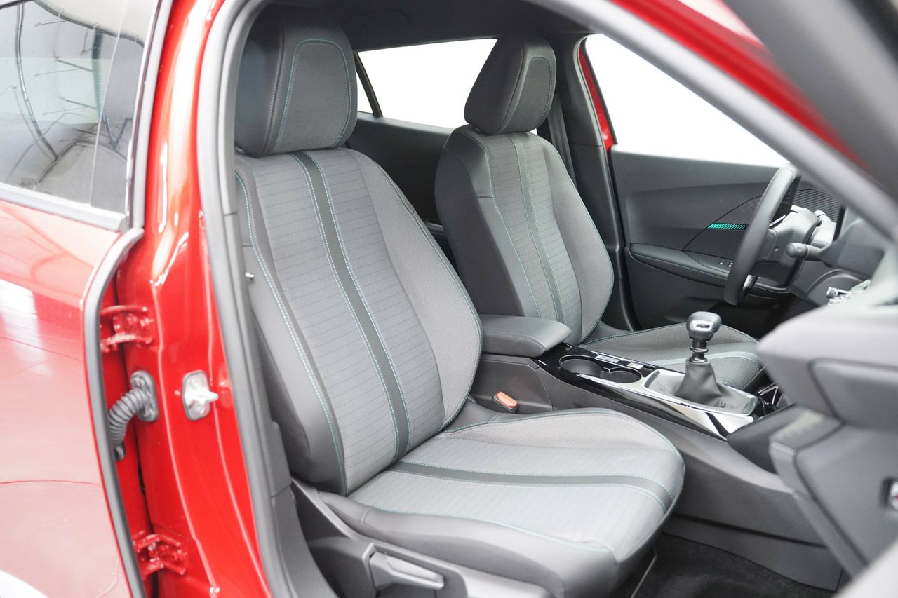 Foto Peugeot 2008 16