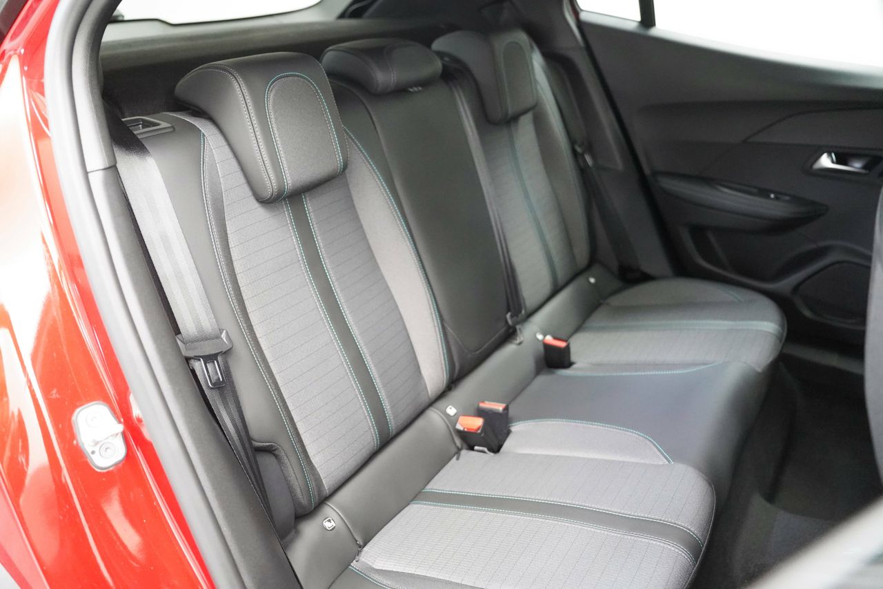 Foto Peugeot 2008 19