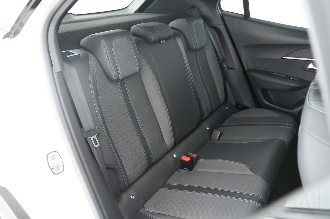 Foto Peugeot 2008 19
