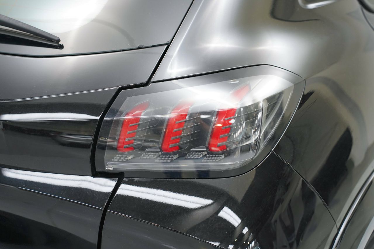 Foto Peugeot 208 9