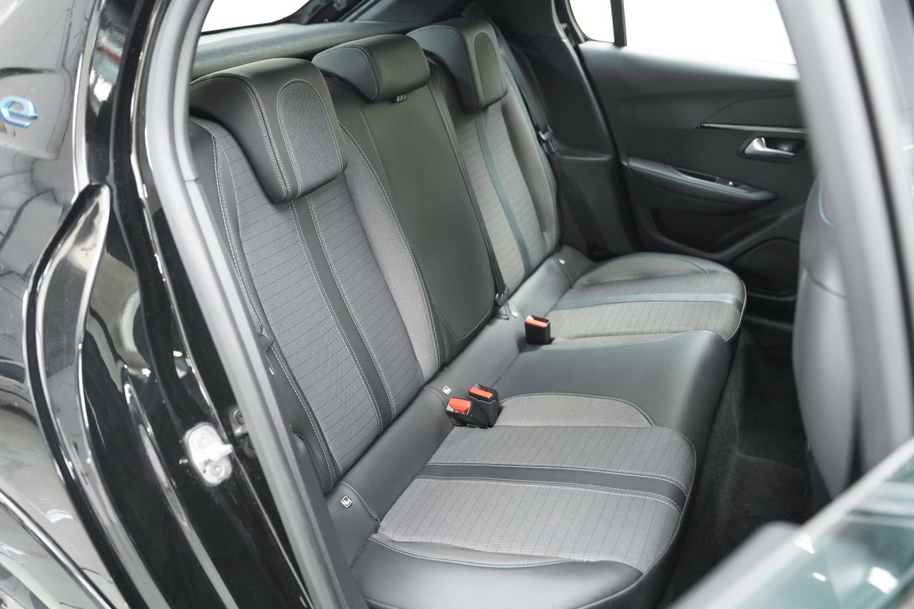 Foto Peugeot 208 19