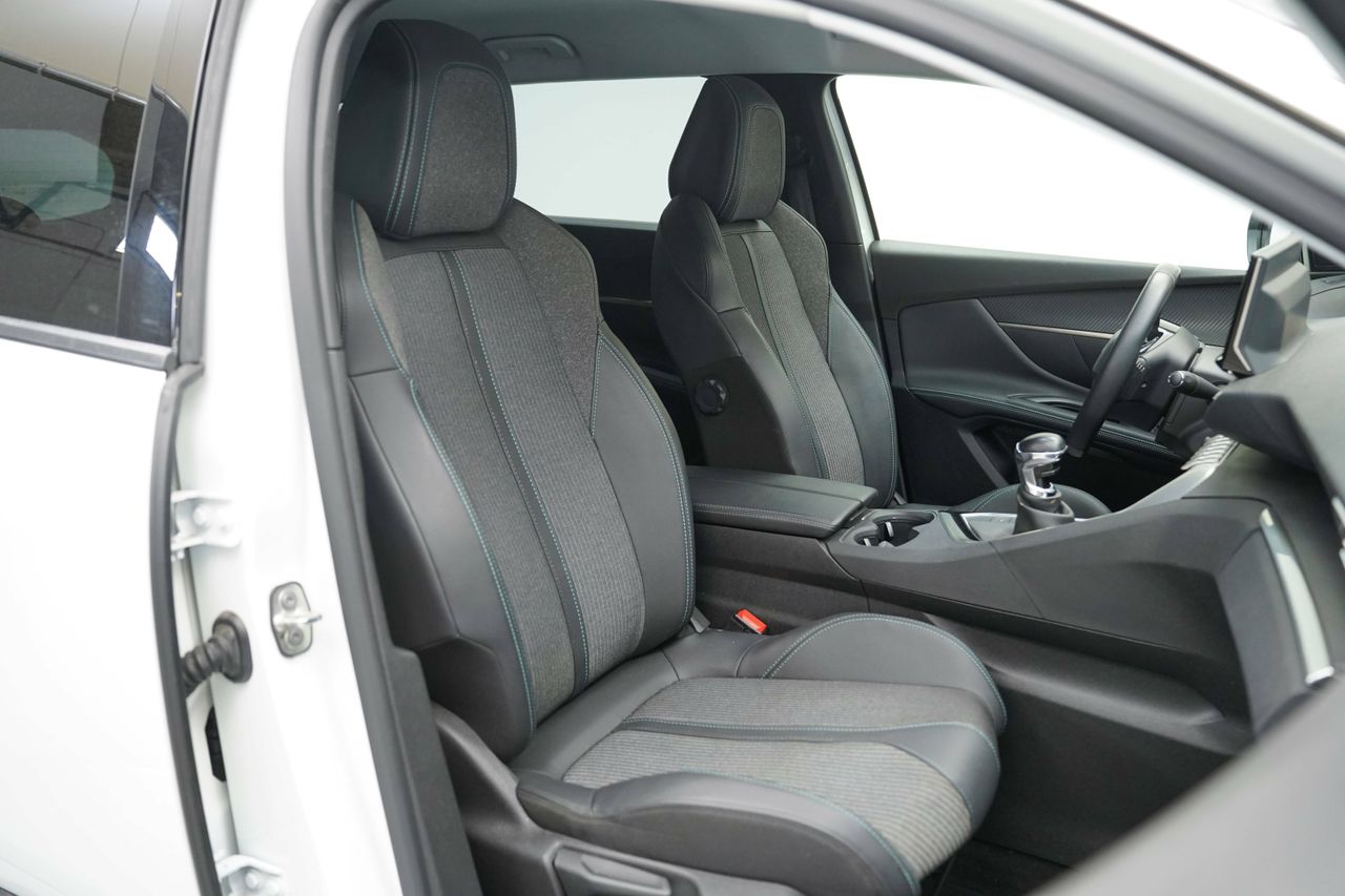 Foto Peugeot 5008 17
