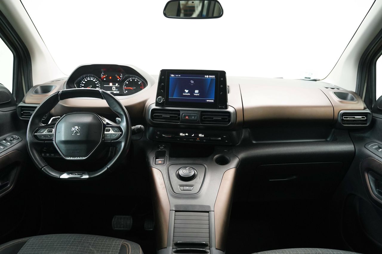 Foto Peugeot Rifter 10