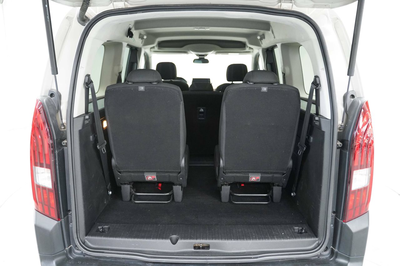 Foto Peugeot Rifter 11