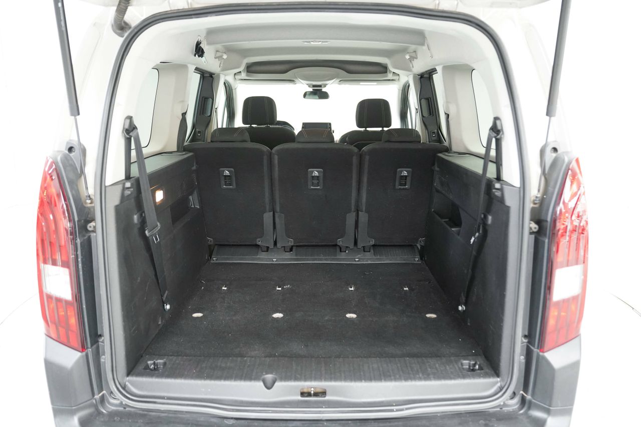 Foto Peugeot Rifter 12