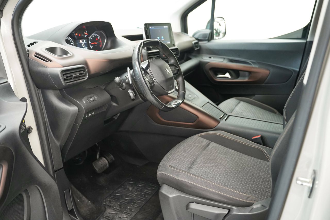 Foto Peugeot Rifter 16