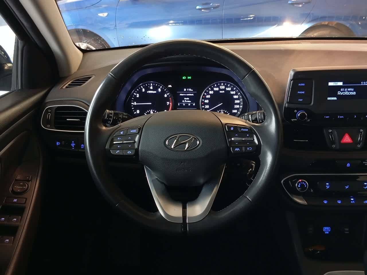 Foto Hyundai i30 10