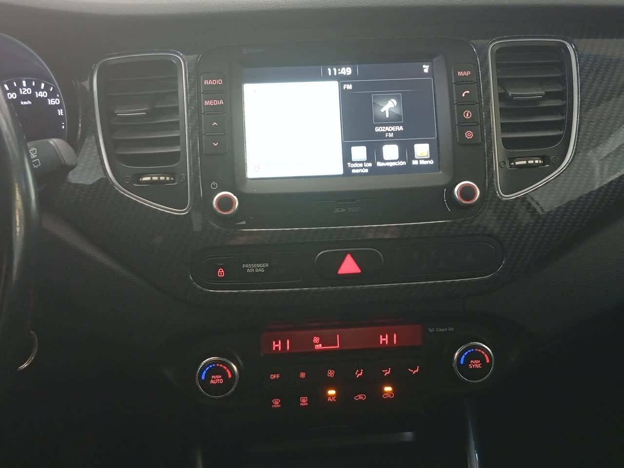 Foto Kia Carens 12
