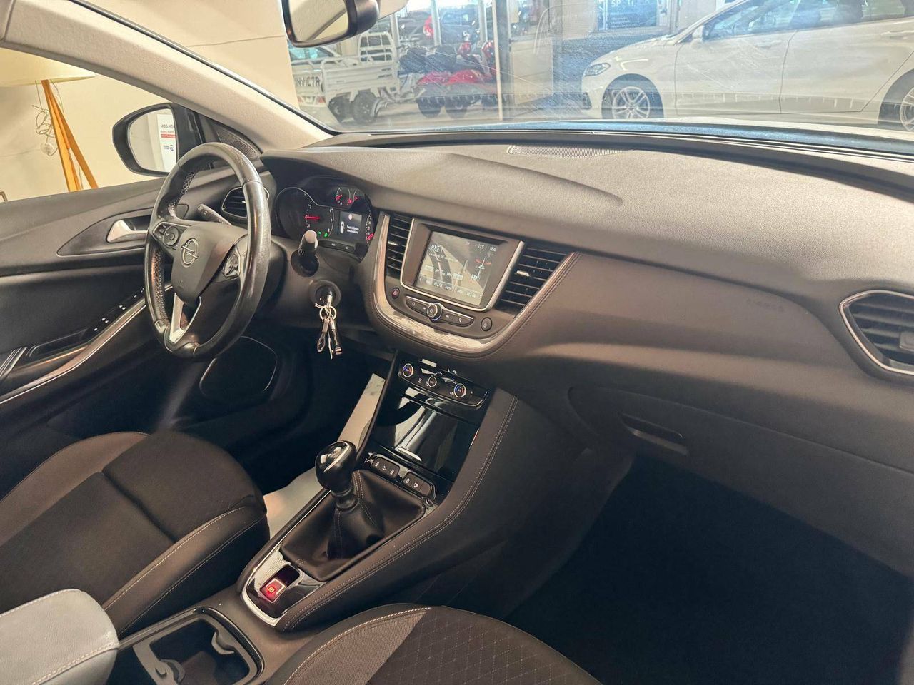 Foto Opel Grandland X 3
